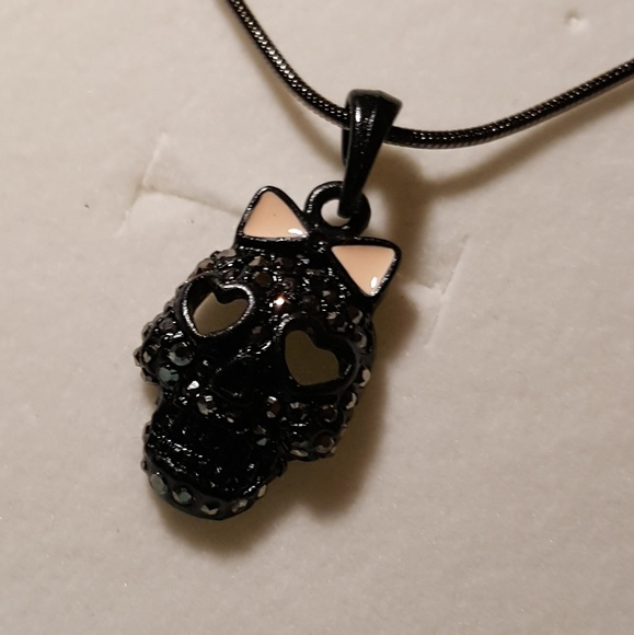 Betsy Johnson Black Skull Rhinestone Necklace - Picture 4 of 5